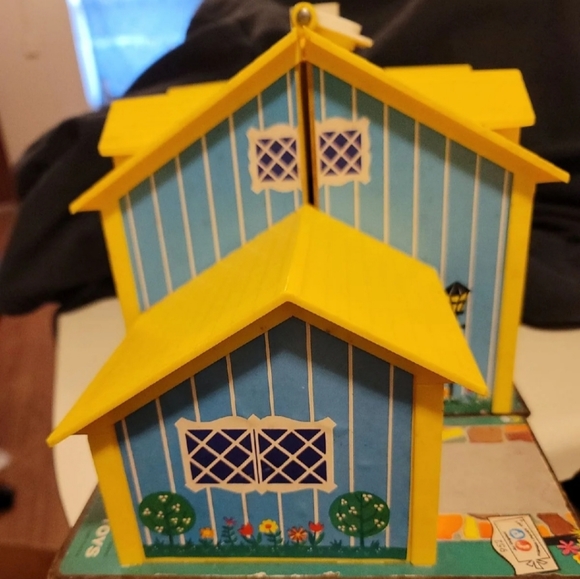 Fisher-Price house - Picture 6 of 6